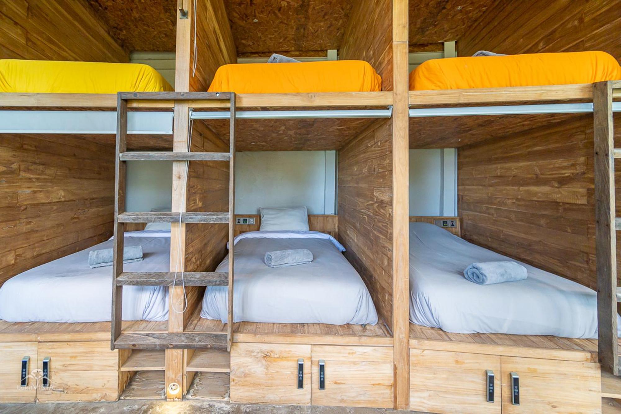 Bong Hostel Nusa Lembongan Luaran gambar
